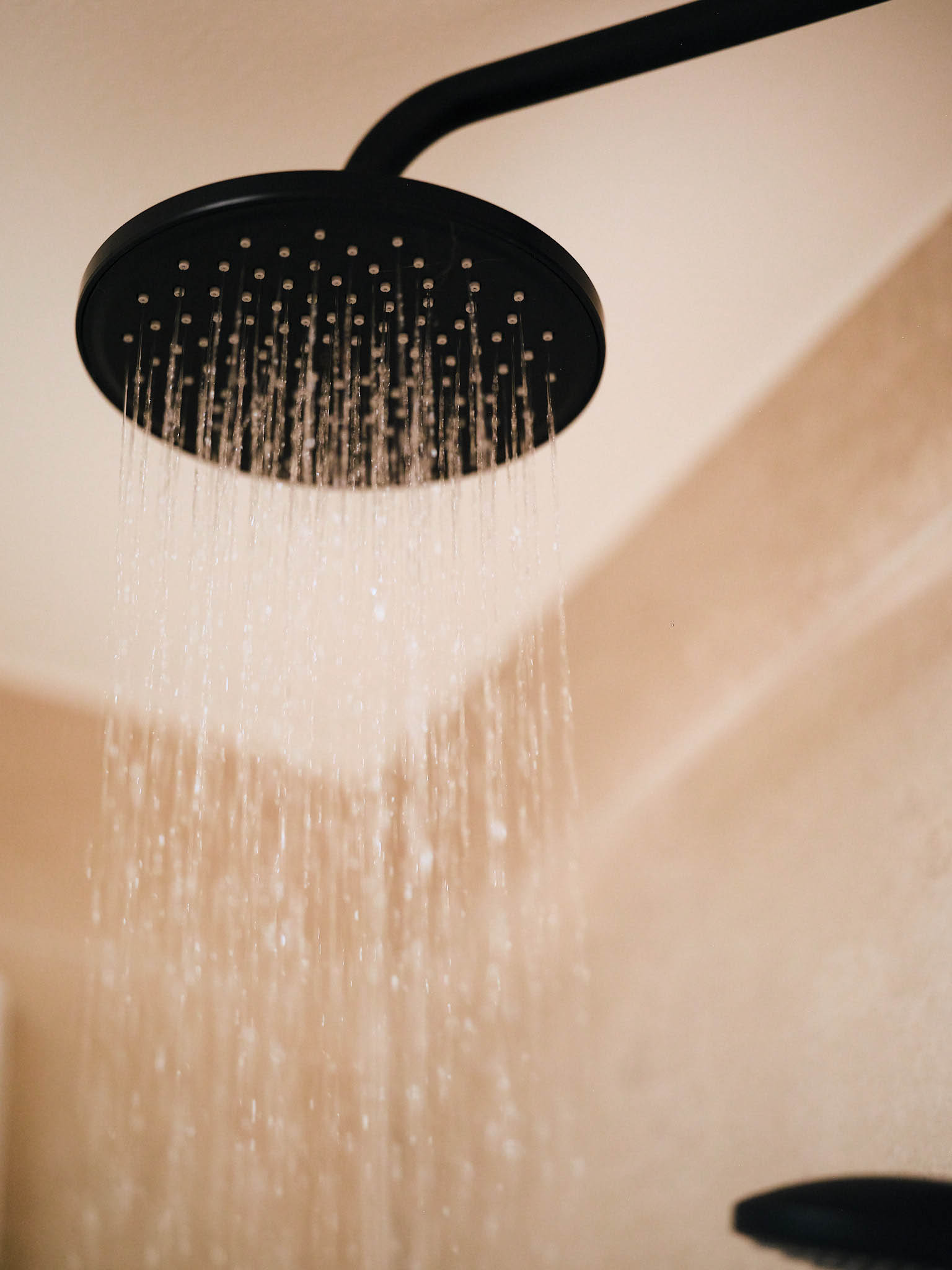 Die Regendusche im Neumeier Apartment
